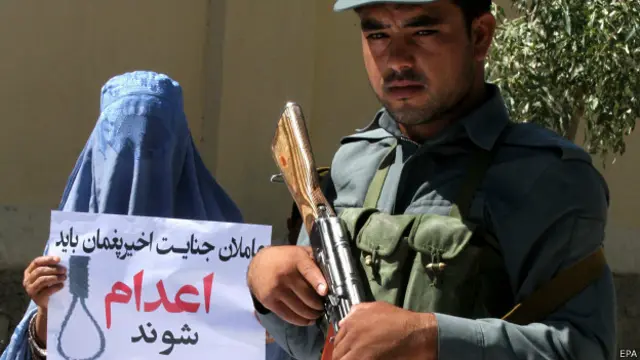 बलात्कारियों को हुई फांसी