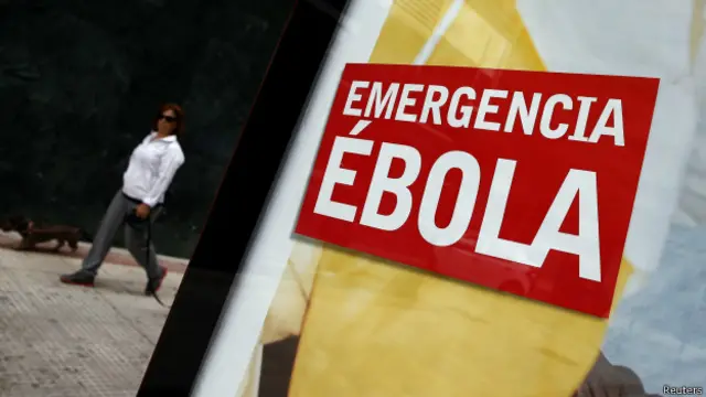 у дома заболевшей медсестры