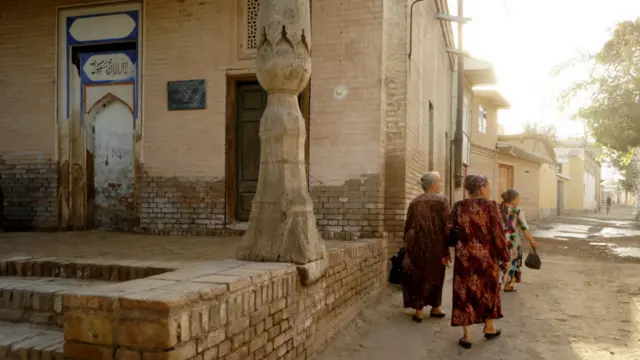 مسجد هوجا إمام