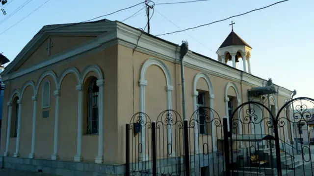 الكنيسة الأرمينية الغربية في سمرقند