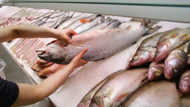 Эксперты согласны, что цены на продукты в России расти будут, но как быстро - никто не знает