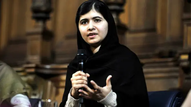 Malala ni mshindi mwenye umri mdogo zaidi kuwahi kushinda tuzo hiyo