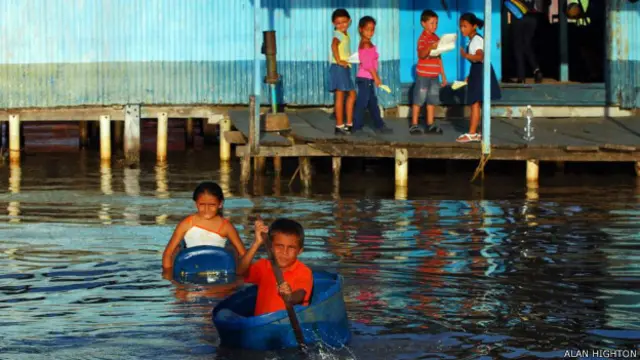 Casas de palafitas no lago Maracaibo são origem do nome do país: 'Venezuela'