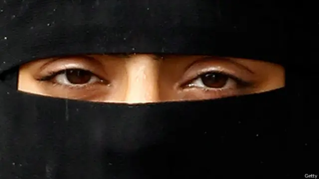 Женщина в чадре