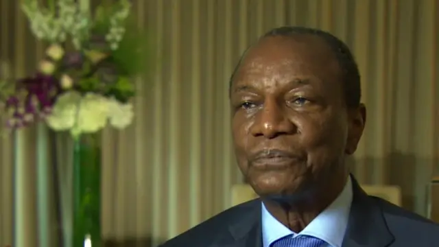 Alpha Condé appelle à une plus grande mobilisation du personnel mécal guinéen pour lutter contre Ebola