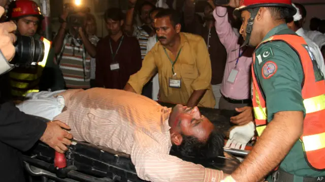 मुल्तान रैली में घायल व्यक्ति