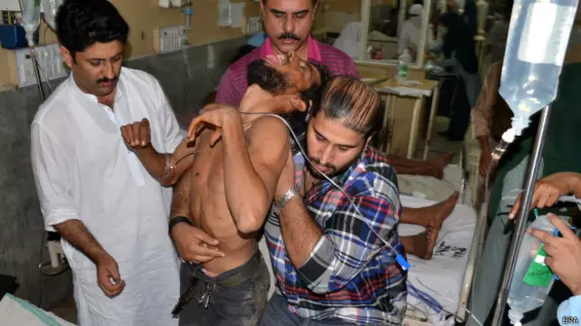 मुल्तान रैली में घायल हुआ व्यक्ति