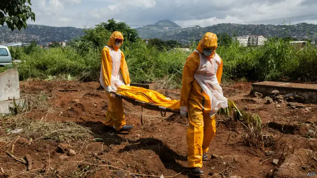 انتشر وباء ايبولا بشكل أوسع مما كان يتصوره خبراء الصحة