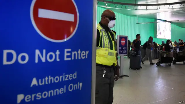 Проверки в других аэропортах Нью-Йорка начнутся в ближайшие дни