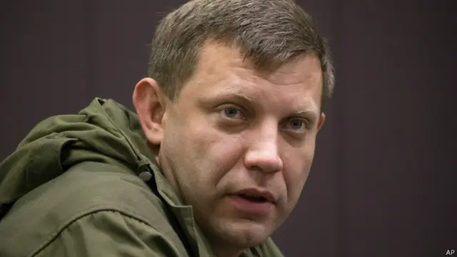 Олександр Захарченко промовляв на брифінгу в Донецьку