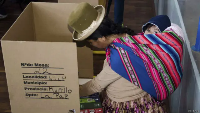 Votante boliviana