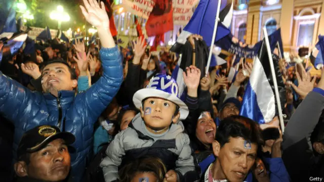 Сторонники Моралеса