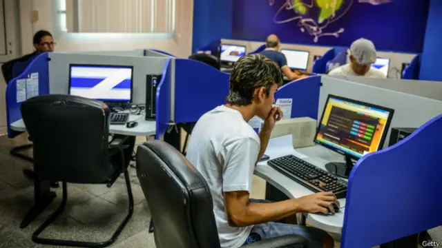 Club de computación en Cuba.