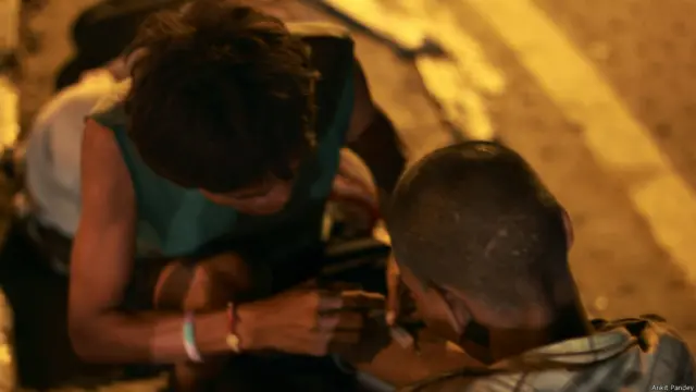 दिल्ली, रात, सड़क, मज़दूर, बेघर