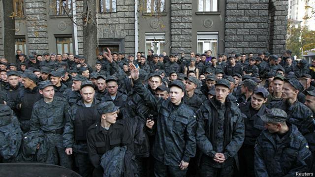 Бойцы Национальной гвардии Украины 