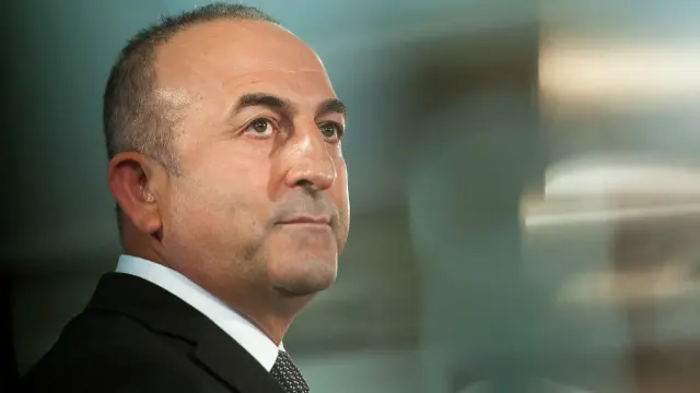 Mevlüt Çavuşoğlu gülençilərin siyahısını Qırğızıstana göndərdiklərini bildirib