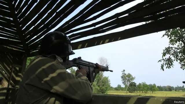 سرحد کے پار سے فائرنگ میں بھی کئی بھارتی شہری ہلاک ہو چکے ہیں