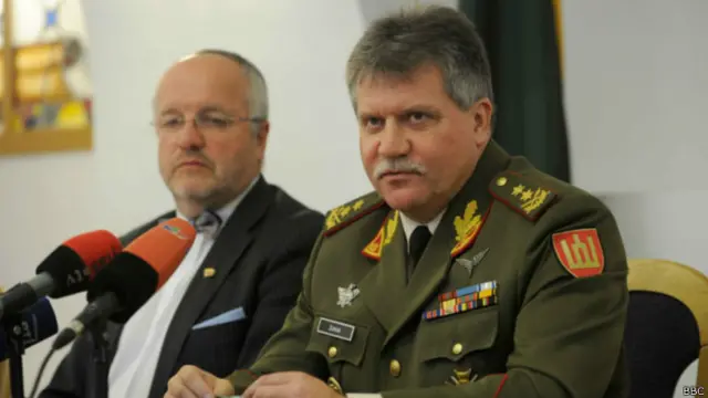 Юозас Олекас и Йонас Витаутас Жукас