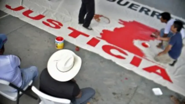 Estudiantes de la Normal de Ayotzinapa preparan una protesta. Foto: AFP/Getty