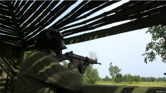 بھارت اور پاکستان دونوں جنگ بندی کے معاہدے کی پابندی کے باوجود سرحد پار فائرنگ کے مرتکب ہوتے رہتے ہیں