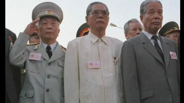 Các lãnh đạo Việt Nam, Võ Nguyên Giáp, Nguyễn Văn Linh và Đỗ Mười