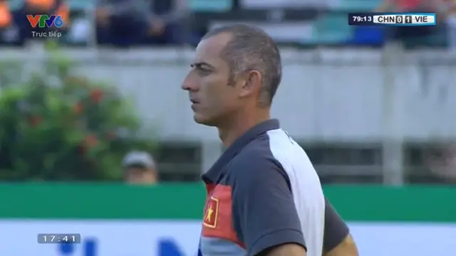 U19 Việt Nam giữ được lợi thế tỉ số 1-0 tới gần cuối hiệp 2.