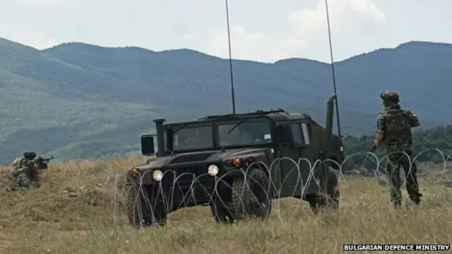Болгарія входить до НАТО, її збройні сили беруть участь в маневрах з американською армією