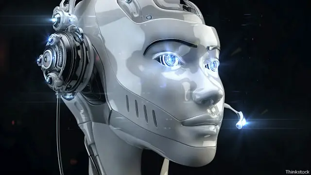 Киборг, работница колл-центра