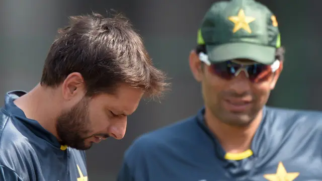 ۔۔کرکٹ بورڈ اس بات کا جائزہ لے رہا ہے کہ آفریدی نے یہ بیان دے کر ضابطۂ اخلاق کی خلاف ورزی تو نہیں کی؟