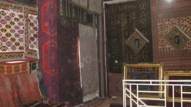 دغې ټولنې د افغانستان له نوي حکومته غوښتي چې د دې صنعت د لا پیکه کېدو مخنیوی وکړي.