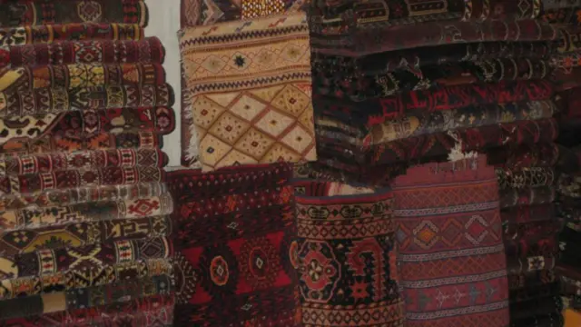 سیمه ایز چارواکي وایي د غالیو د تولید کچه یوازې د افغانستان په لوېدیځ کې نه بلکې د دې هېواد په نورو سیمو کی هم راټيټه شوې ده.