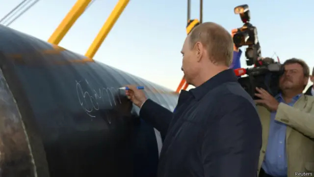 Путин на церемонии начала строительства газопровода "Сила Сибири"