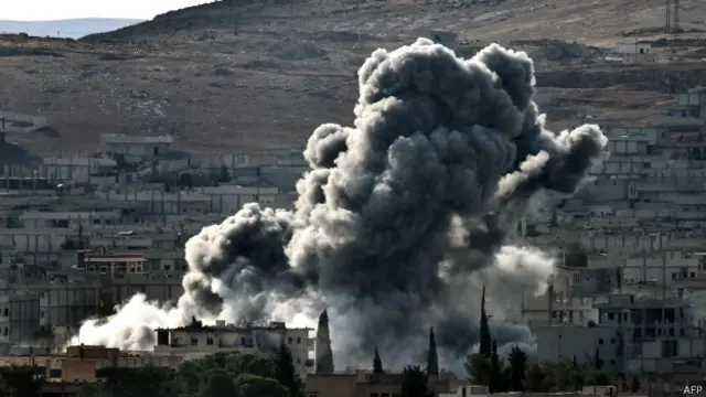 نیروهای کرد کوبانی ابراز امیدواری کردهاند که شهر به زودی به کل از حضور نیروهای داعش آزاد شود