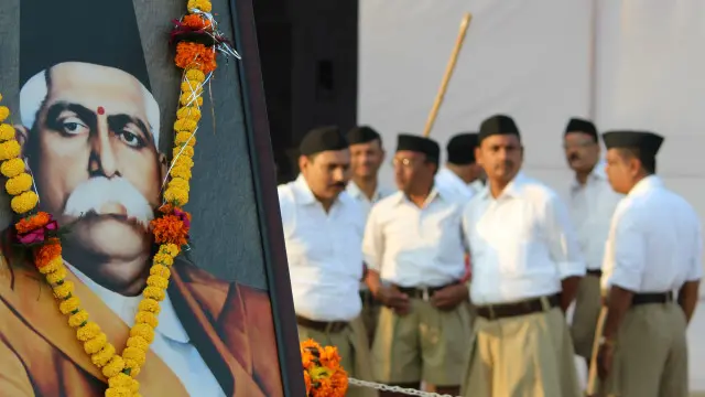 آر ایس ایس سنہ 1925 میں قائم کی گئی تھی جس پر آزادی کے بعد تین دفعہ پابندی عائد کی گئی