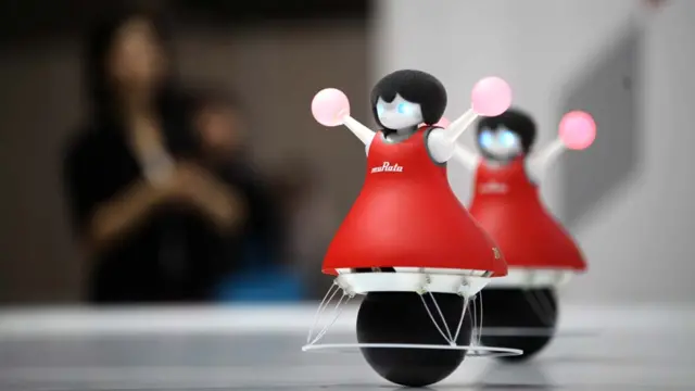 روبوت‌های چیر لیدر