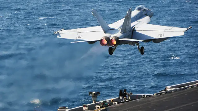 الرئيس السوري نفى أن تكون الغارات الجوية للتحالف ساعدت بلاده ضد تنظيم الدولة الإسلامية.