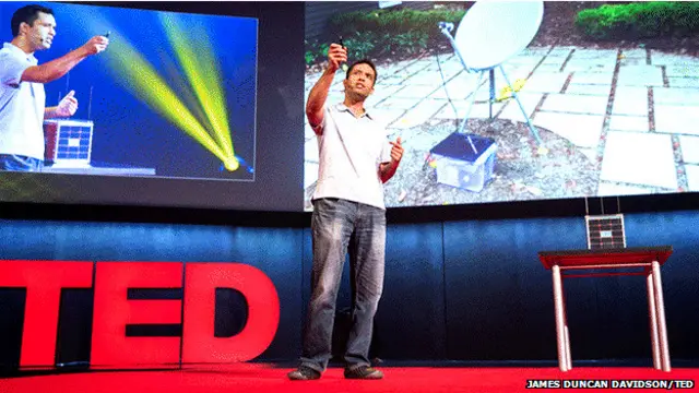 سید کریم مختلف تقریبات میں اپنے منصوبے کی تفصیلات بتا رہے ہیں 