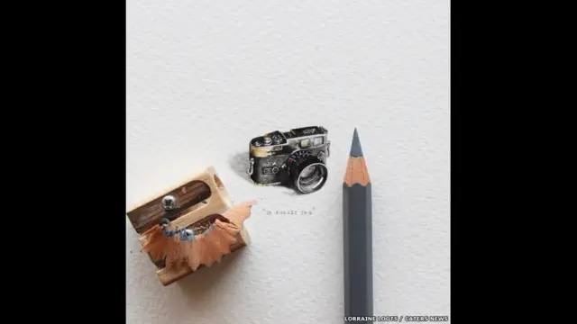 أعمال فنية من مشروع "365 بطاقة مصورة بأحجام صغيرة"