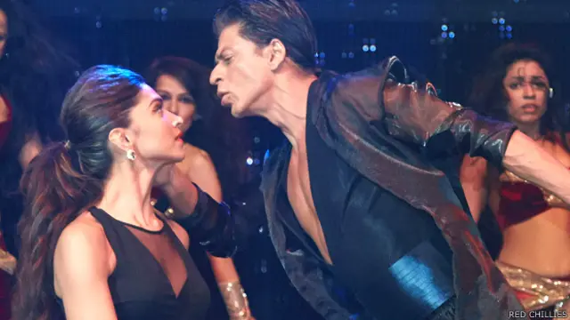 ہیپی نیو اییر میں ایک بار پھر شاہ رخ اور دیپکا ساتھ ساتھ ہیں