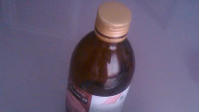 از متادون، بصورت شربت و قرص و آمپول برای ترک اعتیاد به هروئین و تریاک استفاده می‌شود