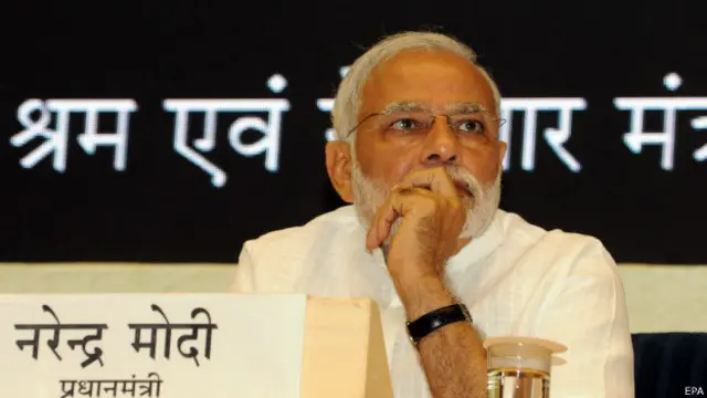 नरेंद्र मोदी