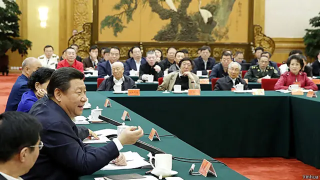 习近平强调文艺不能做市场奴隶,是为文艺指明方向,还是中国文艺将陷入低迷时期的标志?