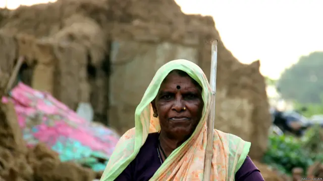 मतदान के दिन पाथरी गांव को खाली कराया गया