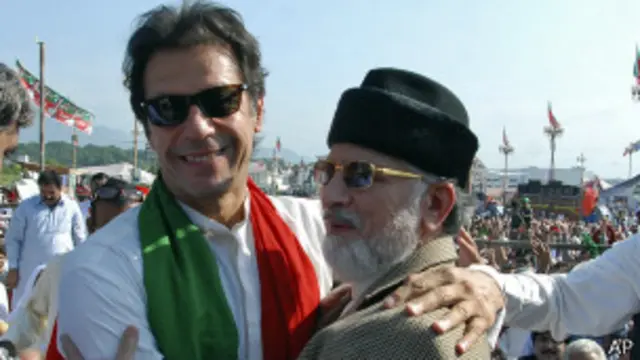 इमरान खान और अल-कादिरी