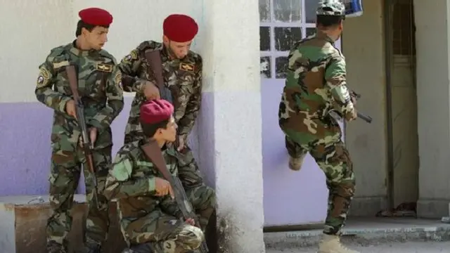 نام ظاہر کیے بغیر ایک فوجی افسر نے خبر رساں ادارے اے ایف پی کو بتایا کہ ان 50 ہزار ناموں میں ان فوجیوں کے نام شامل ہیں جو فوج سے بگھوڑا ہوئے اور یا پھر حالیہ جنگ میں مارے گئے