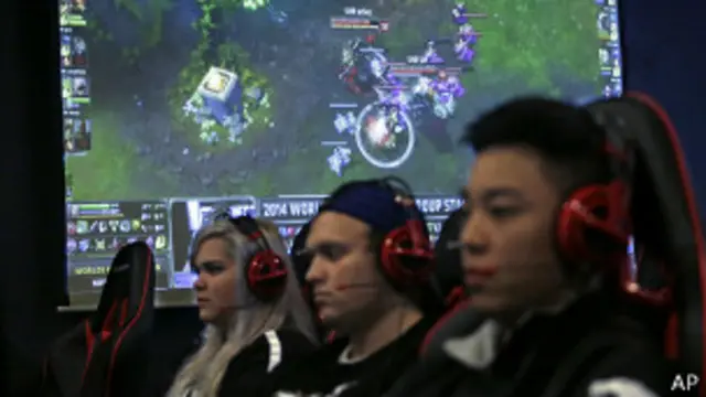 Algunas universidades están ofreciendo becas a jugadores de deportes electrónicos.