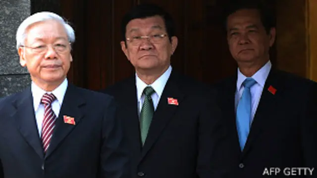 वियतनामी कम्युनिस्ट पार्टी के अधिकारी