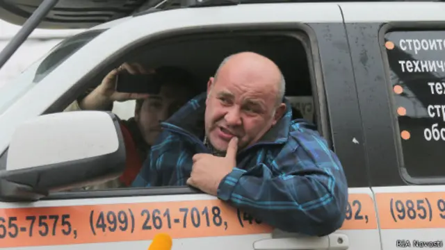 Алтухов, просидевший 22 часа в автомобиле, стал героем соцсетей и получил ник #Паркмен