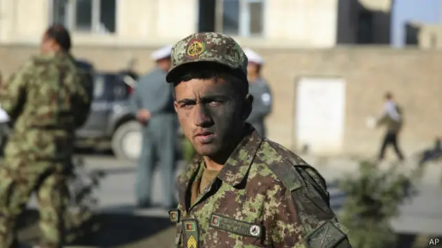 د چاودنې په ټپیانو کې ولسي وګړي او د دفاع وزارت منسوبین هم دي