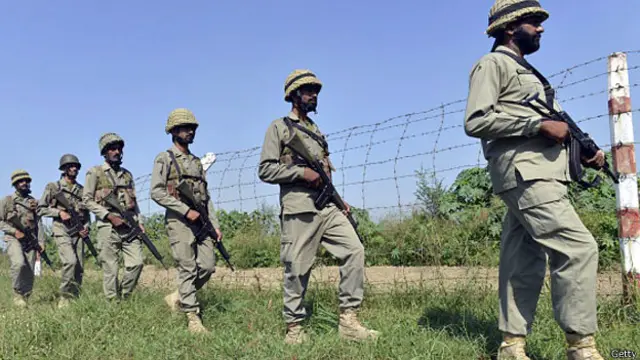 پاکستان اور بھارت کے درمیان حالیہ دنوں میں سرحدوں پر پیدا ہونے والی کشیدگی کا براہِ راست تعلق بھارت میں ہونے والے ریاستی انتخابات سے ہے: طارق فاطمی